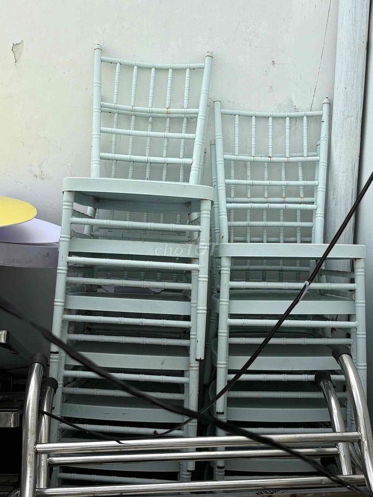 Bàn ghế tiệc Gỗ, Kim loại đã sử dụng. Mua bán Bàn ghế tại Quận Ninh Kiều Cần Thơ được đăng bởi nguyễn thanh nhàn hình 1