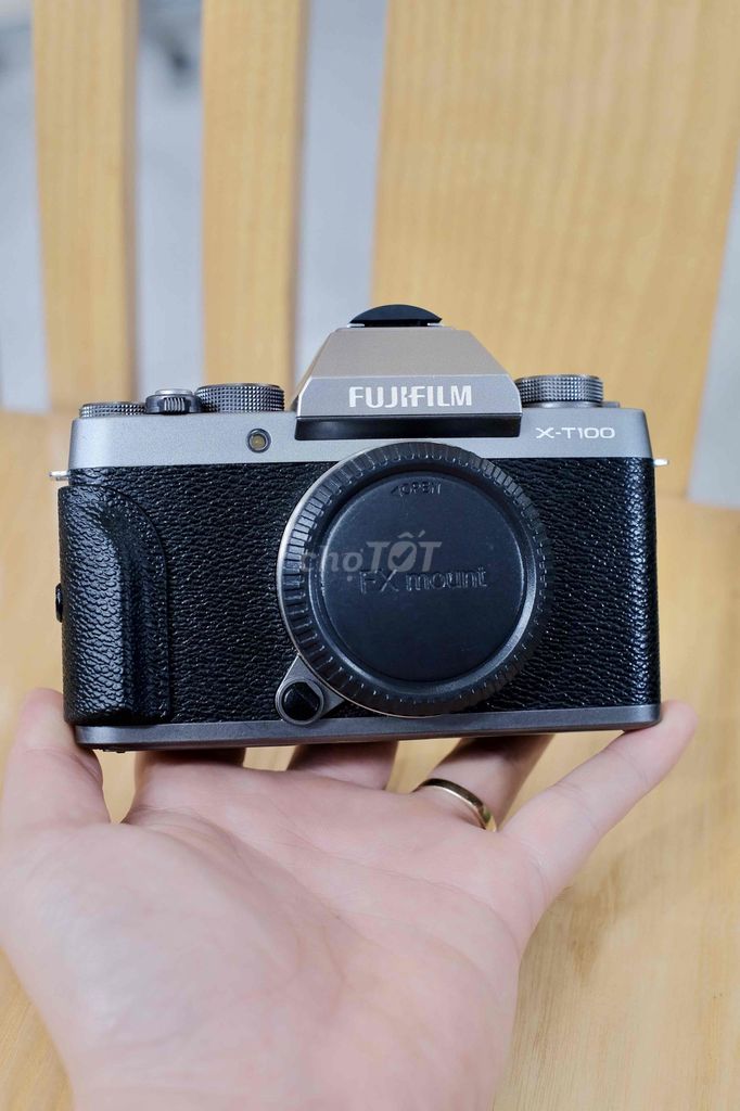 Máy ảnh Fujifilm X-T100 Bạc, Đen. Mua bán Máy ảnh, Máy quay tại Huyện Định Quán Đồng Nai được đăng bởi Máy Ảnh Compact Đồng Nai hình 1