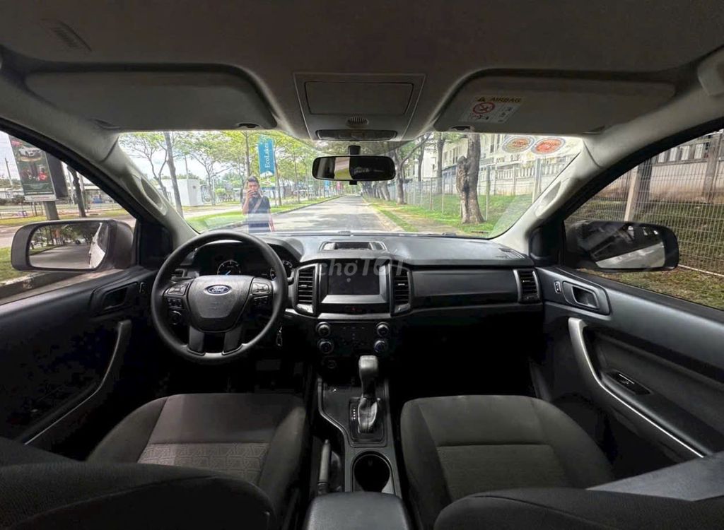 Ranger 2020 XLS AT hỗ trợ ngân hàng toàn quốc. Mua bán Ô tô tại Quận 12 Tp Hồ Chí Minh được đăng bởi NHI Ô TÔ AN SƯƠNG hình 8