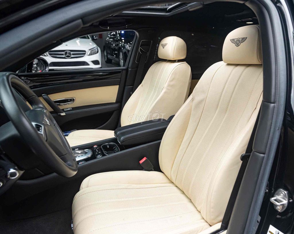 Bentley Flying Spur 2014 - 1 chủ - 45.000 km. Mua bán Ô tô tại Quận 7 Tp Hồ Chí Minh được đăng bởi Thật Nguyễn LongAnh Auto hình 10