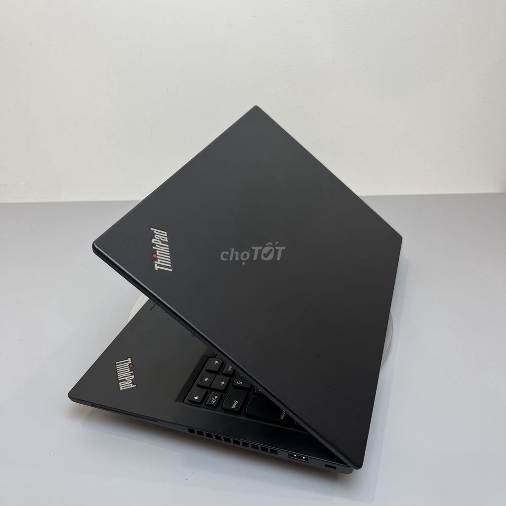 Thinkpad X13 Core i5-10310u 8Gb/256Gb 13.3″ FHD