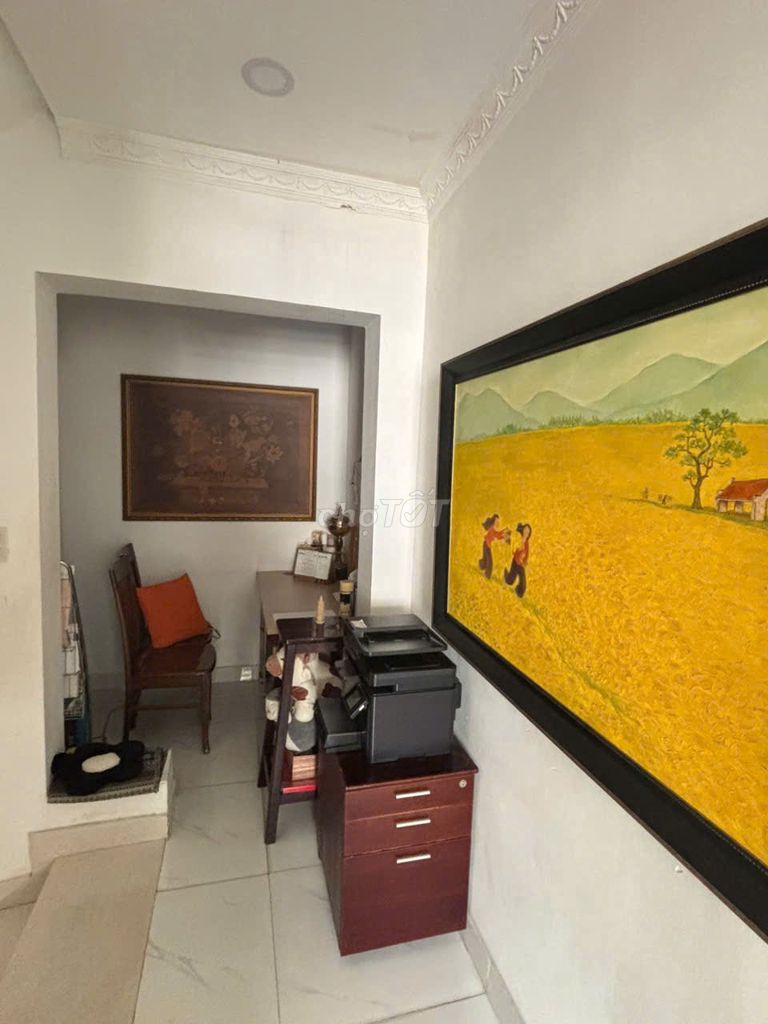 Cần bán căn penhouse sky garden3 Phú Mỹ Hưng