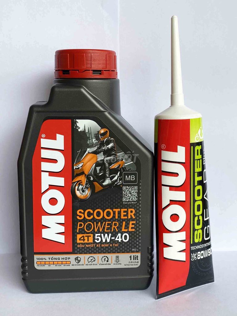 Bán nhớt giá sĩ cho xe tay ga: Motul 100% tổng hợp