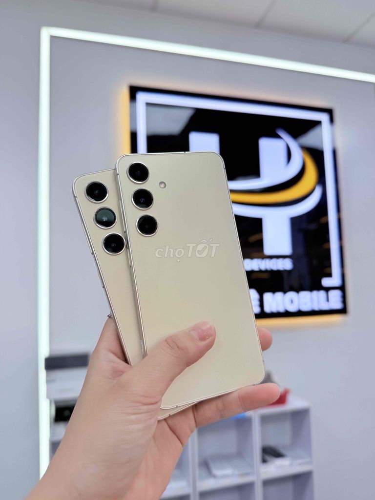 SAMSUNG S24-8/256G-Màu Gold-Exynos 2400 Chất. Mua bán Điện thoại tại Thành phố Biên Hòa Đồng Nai được đăng bởi Mobile Di Động Biên Hoà hình 1
