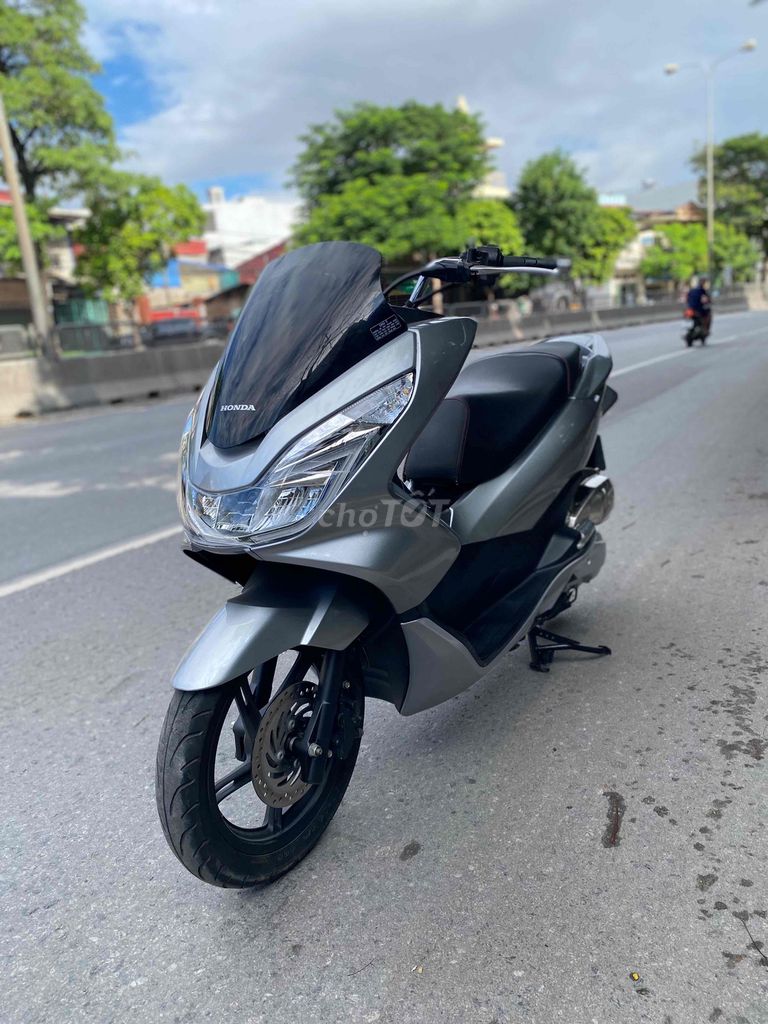 Honda PCX Bạc
