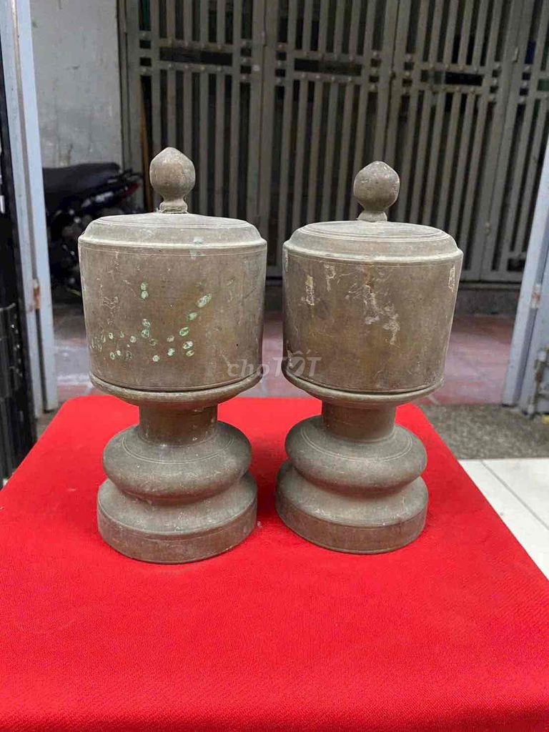 Đài đồng cổ Triều Nguyễn cao 21cm. Mua bán Đồ sưu tầm, đồ cổ tại Huyện Thạnh Phú Bến Tre được đăng bởi Dung hình 1