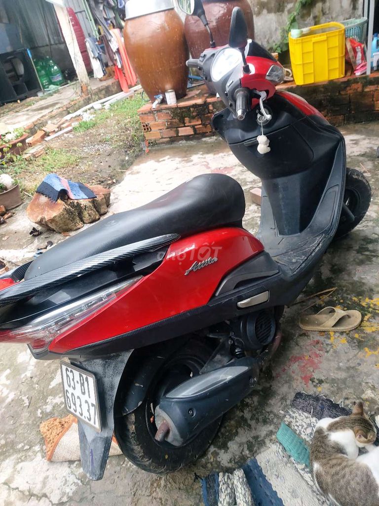 Xe 9 chủ đang chạy. Mua bán Xe máy tại Thành phố Vĩnh Long Vĩnh Long được đăng bởi Thiết bị bình dân hình 3