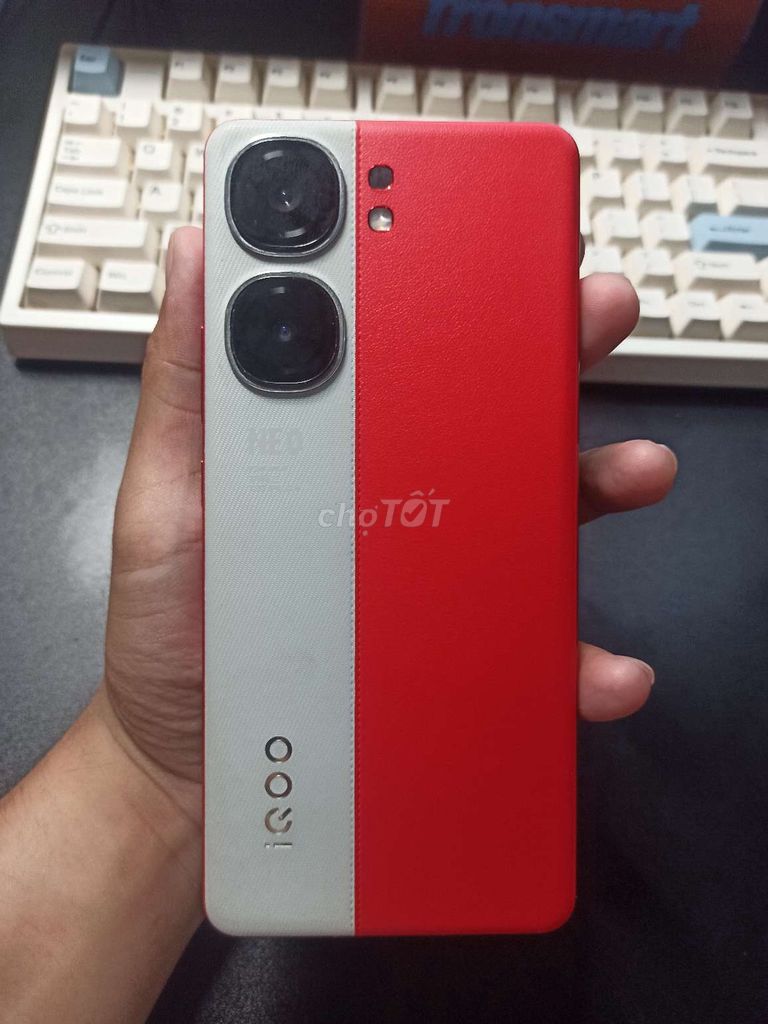 Vivo iQOO Neo 9 256GB Đỏ trắng. Mua bán Điện thoại tại Quận 1 Tp Hồ Chí Minh được đăng bởi vinh nguyen hình 1