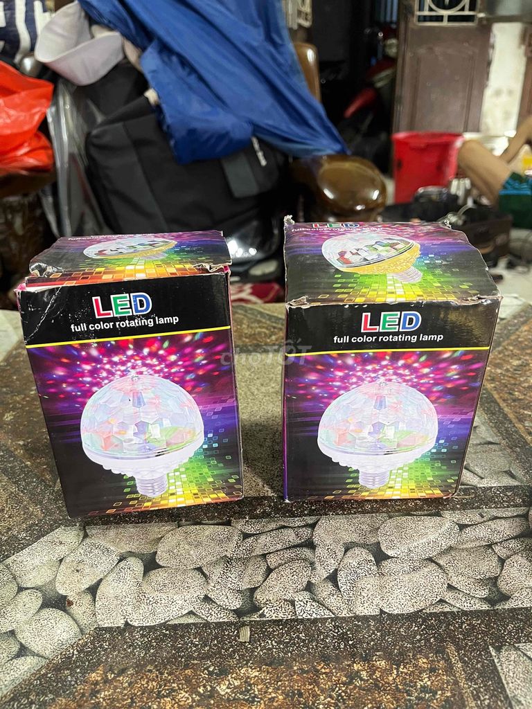 Đèn LED xoay trang trí phòng tiệc. Mua bán Đèn tại Quận Hoàng Mai Hà Nội được đăng bởi Kairiyeudau hình 1