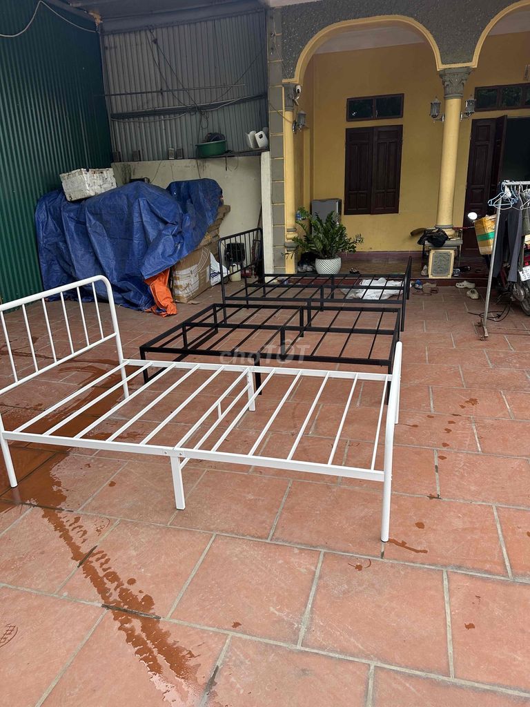 Thanh lý giường lắp ghép tiện lợi. Mua bán Giường, chăn ga gối nệm tại Quận Hà Đông Hà Nội được đăng bởi Hoàng Duy hình 1