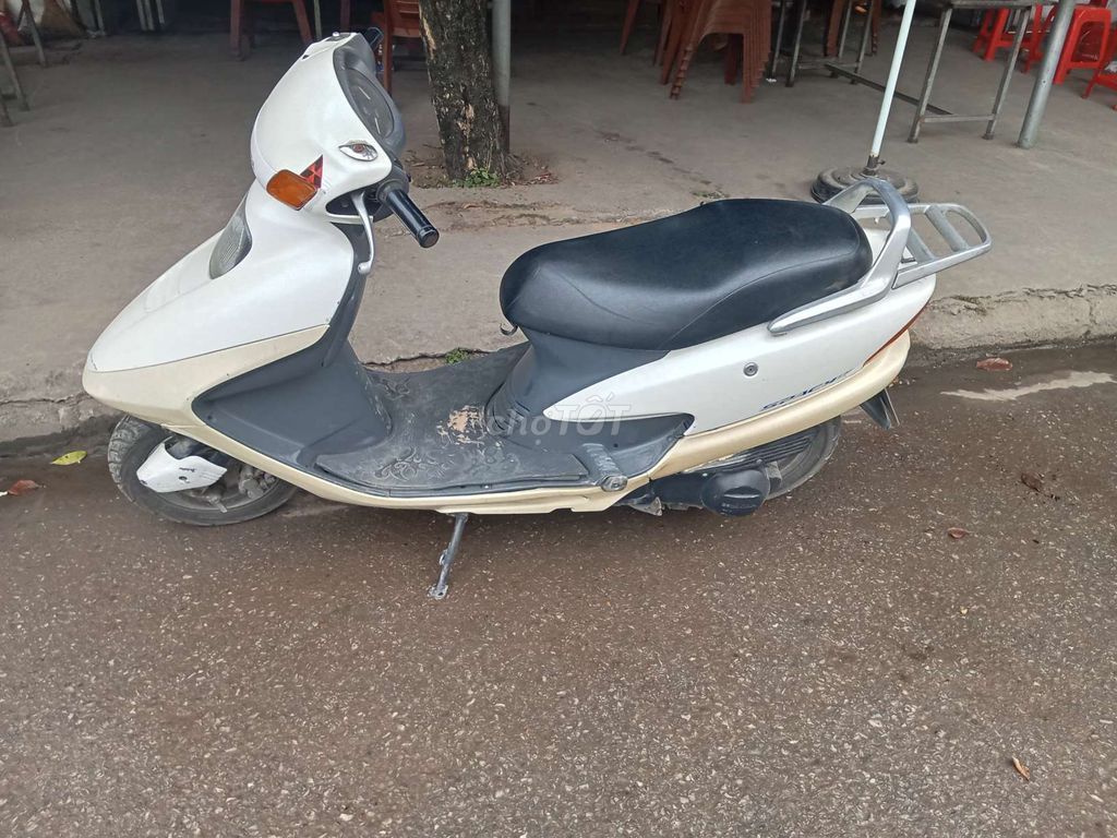 Honda Spacy màu Trắng kem. Mua bán Xe máy tại Huyện Thanh Trì Hà Nội được đăng bởi Hùng  hình 2