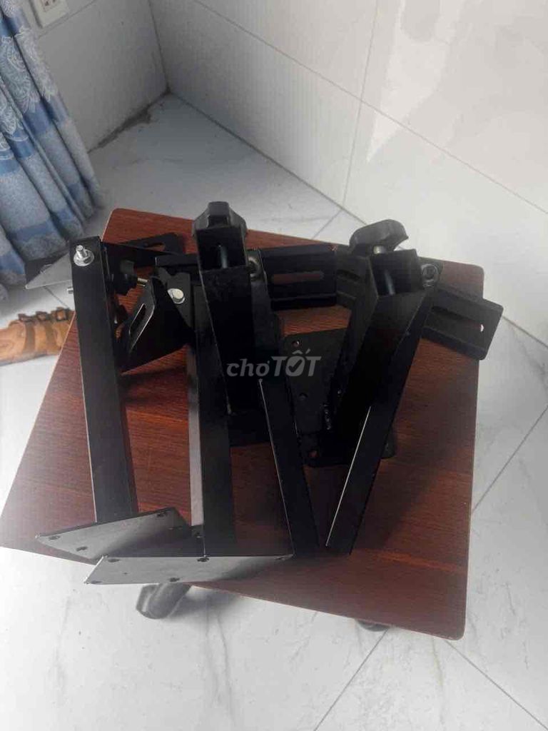 Thanh lí 2 bộ pass treo loa. Mua bán Tivi, Âm thanh tại Quận 12 Tp Hồ Chí Minh được đăng bởi Khánh Băng hình 1