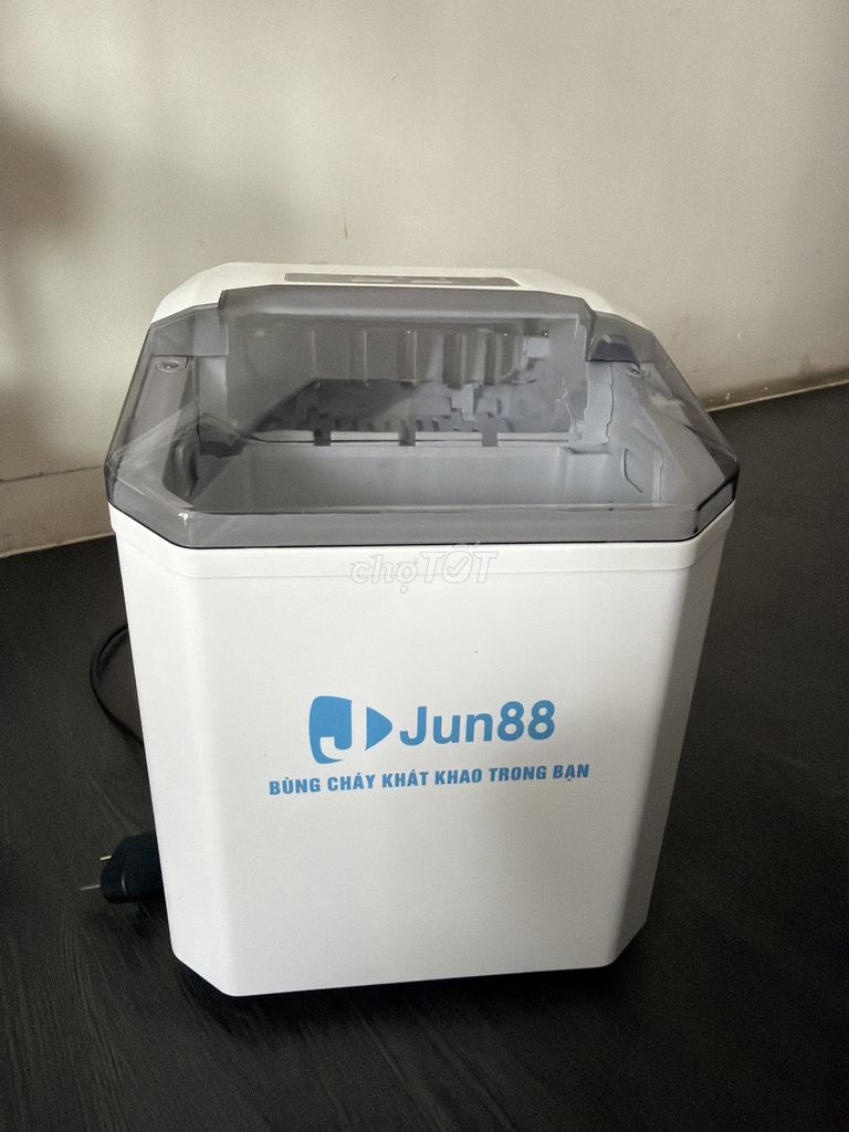 Máy làm đá gia đình/quán nhỏ. Mua bán Đồ chuyên dụng, Giống nuôi trồng tại Thành phố Sóc Trăng Sóc Trăng được đăng bởi Huỳnh Băng Tâm hình 1