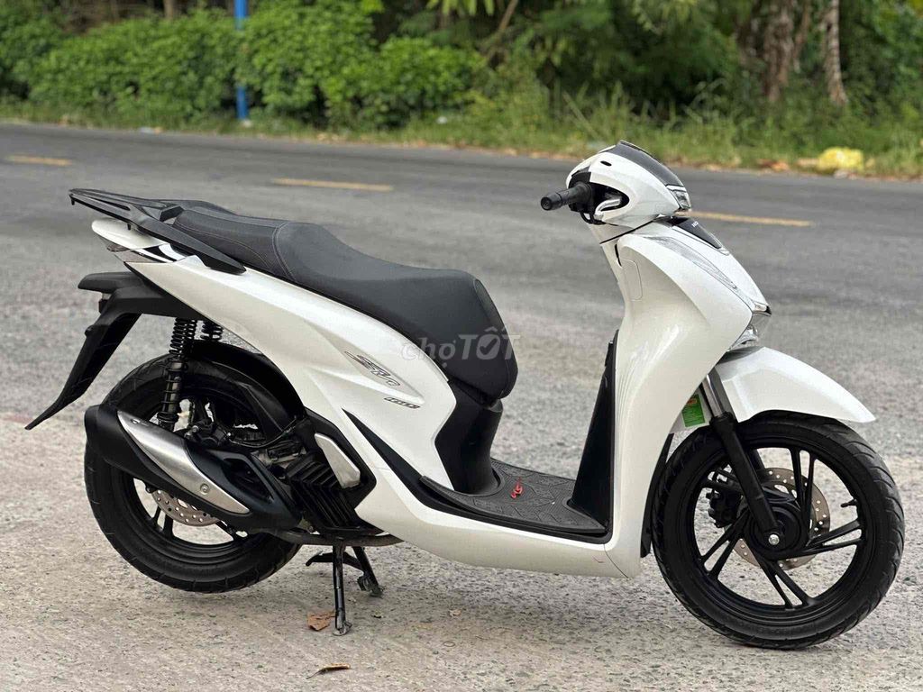 Honda SH 160i ABS 2023 Trắng 7000 km. Mua bán Xe máy tại Huyện Thạnh Phú Bến Tre được đăng bởi XE MÁY MINH TÂN hình 9
