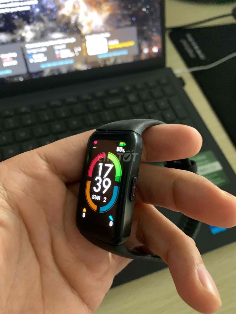 Vòng đeo thông minh Honor Band 6