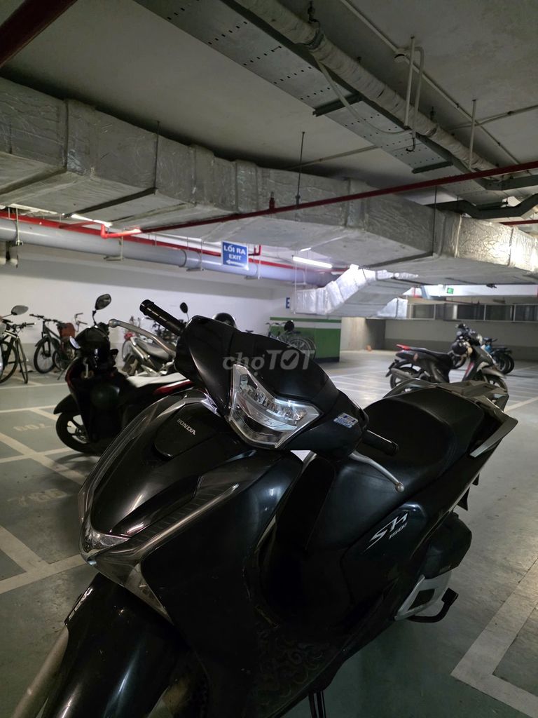 Honda SH150i 2017 ABS Đen 40000 km. Mua bán Xe máy tại Quận Tây Hồ Hà Nội được đăng bởi Mr Tú hình 1
