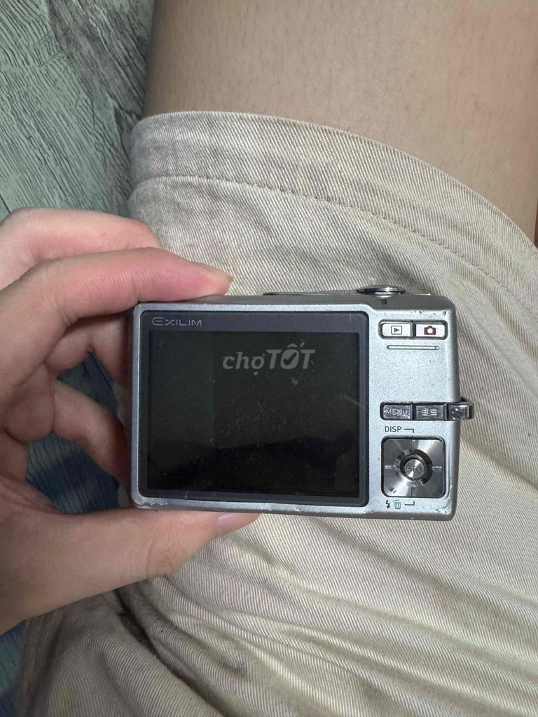 Máy ảnh Casio EX-Z500 Bạc. Mua bán Máy ảnh, Máy quay tại Quận Đống Đa Hà Nội được đăng bởi tu minh hình 1