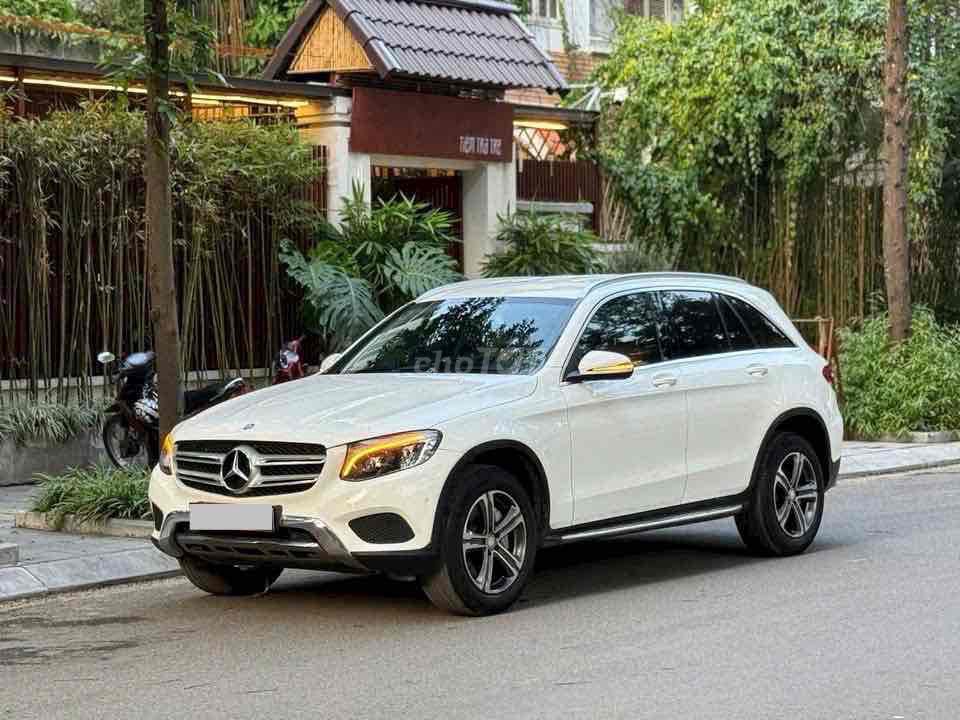 Mercedes-Benz GLC 250 2016 Trắng kem 90000 km. Mua bán Ô tô tại Quận Hoàng Mai Hà Nội được đăng bởi Mr Tài hình 2