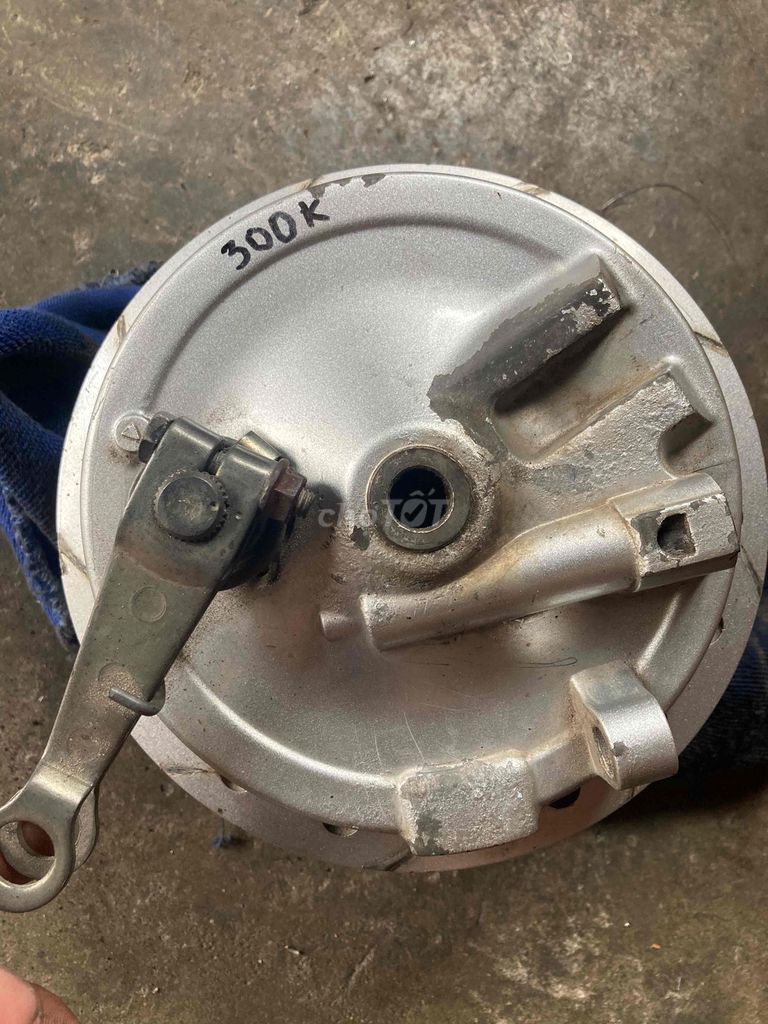 Phuộc neo + Đùm vs có má đùm. Mua bán Phụ tùng xe tại Thành phố Tây Ninh Tây Ninh được đăng bởi Lủng hình 7