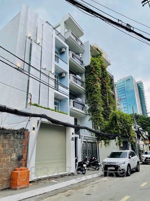 NGỘP !! GÓC 2 MẶT TIỀN BA THÁNG HAI – 5 Tầng  Sổ Vay Giá Cực Mềm 20 ty. Mua bán nhà ở tại Quận 10 Tp Hồ Chí Minh được đăng bởi Trần Trang