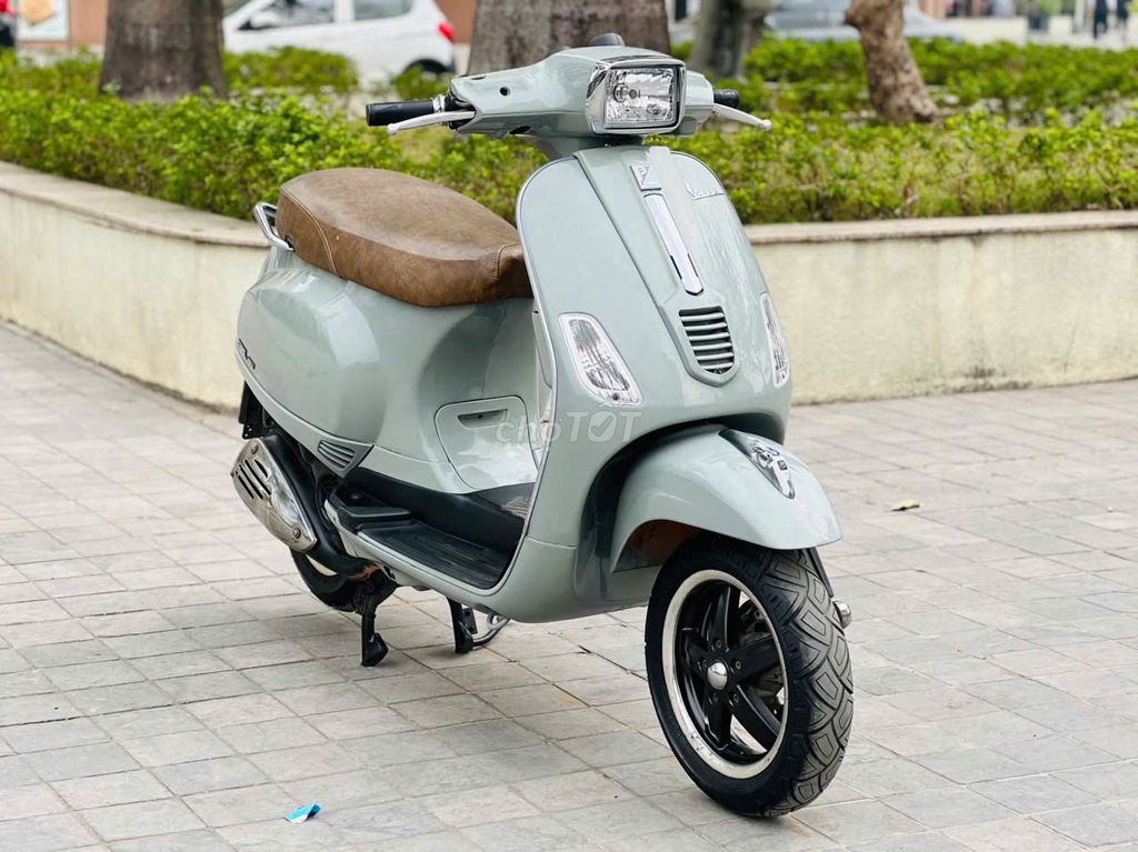 VESPA 125S XÁM ĐÚNG HÌNH XE ĐẸP