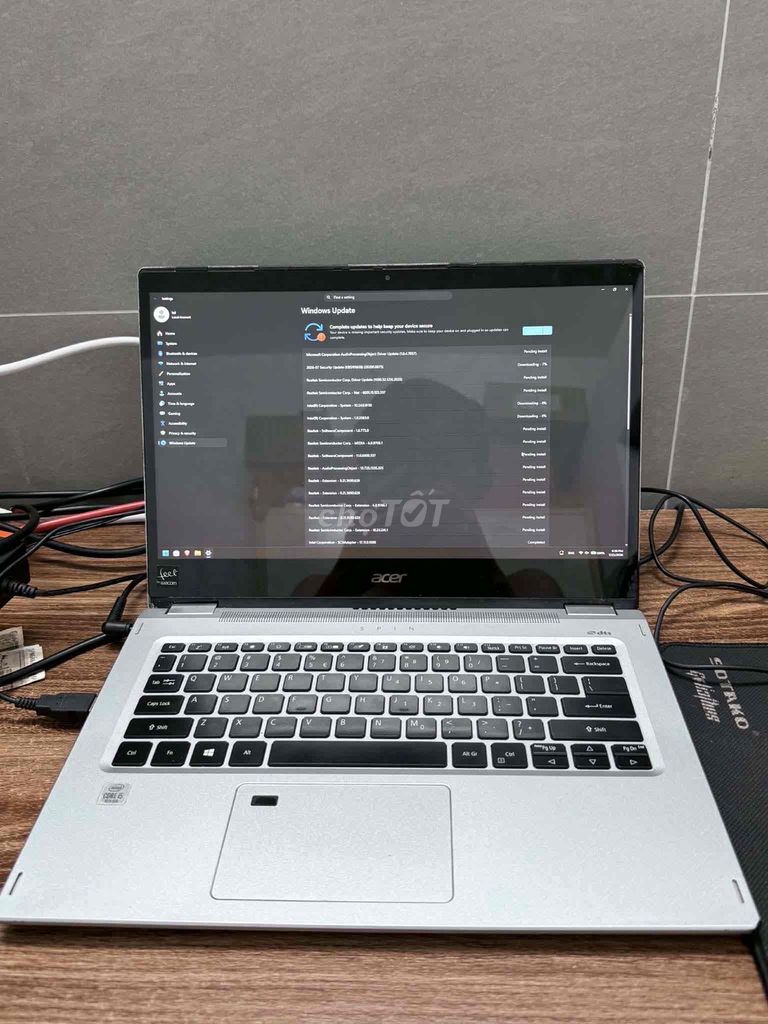 Acer Cảm ứng gập 360 độ 8GB/256GB Bạc. Mua bán Laptop tại Quận Thanh Xuân Hà Nội được đăng bởi Cẩm Tú hình 1