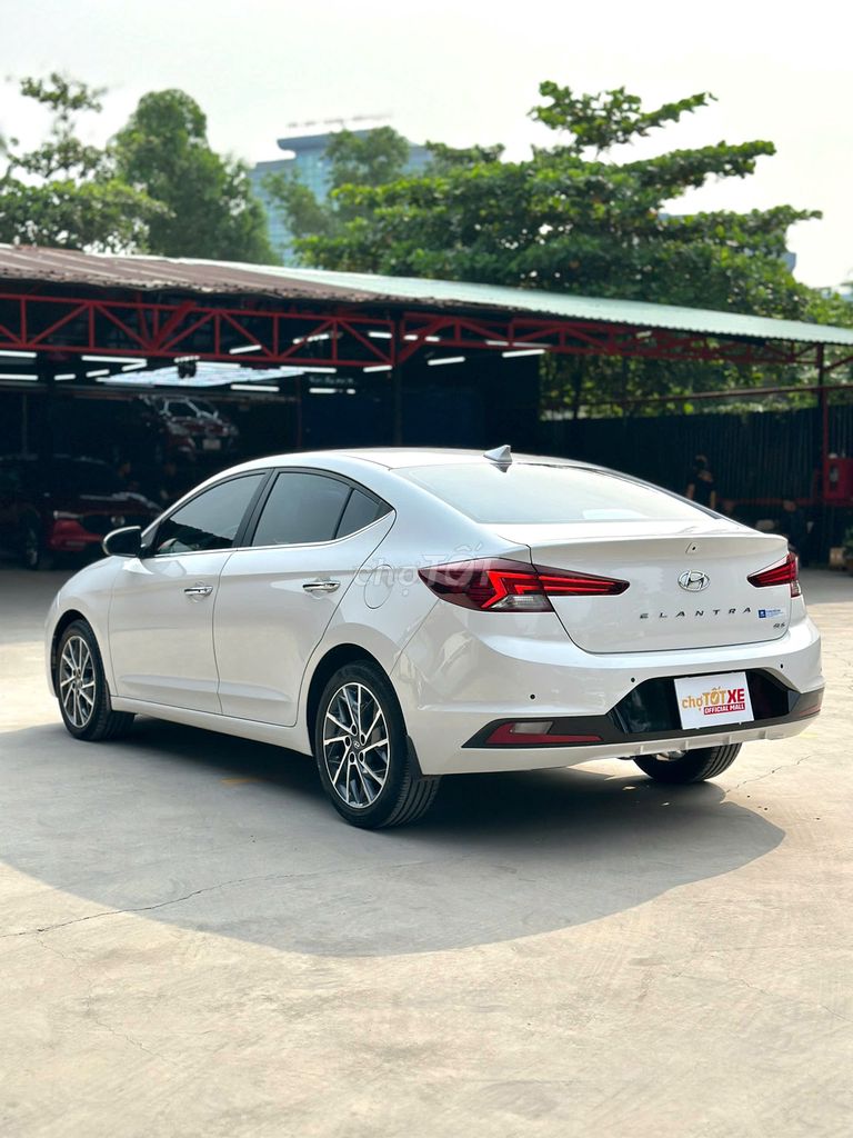 Hyundai Elantra 2021 2.0 GLS - 20,700 km Đẹp Kengg. Mua bán Ô tô tại Quận 7 Tp Hồ Chí Minh được đăng bởi Chợ Tôt Xe Official Mall hình 4