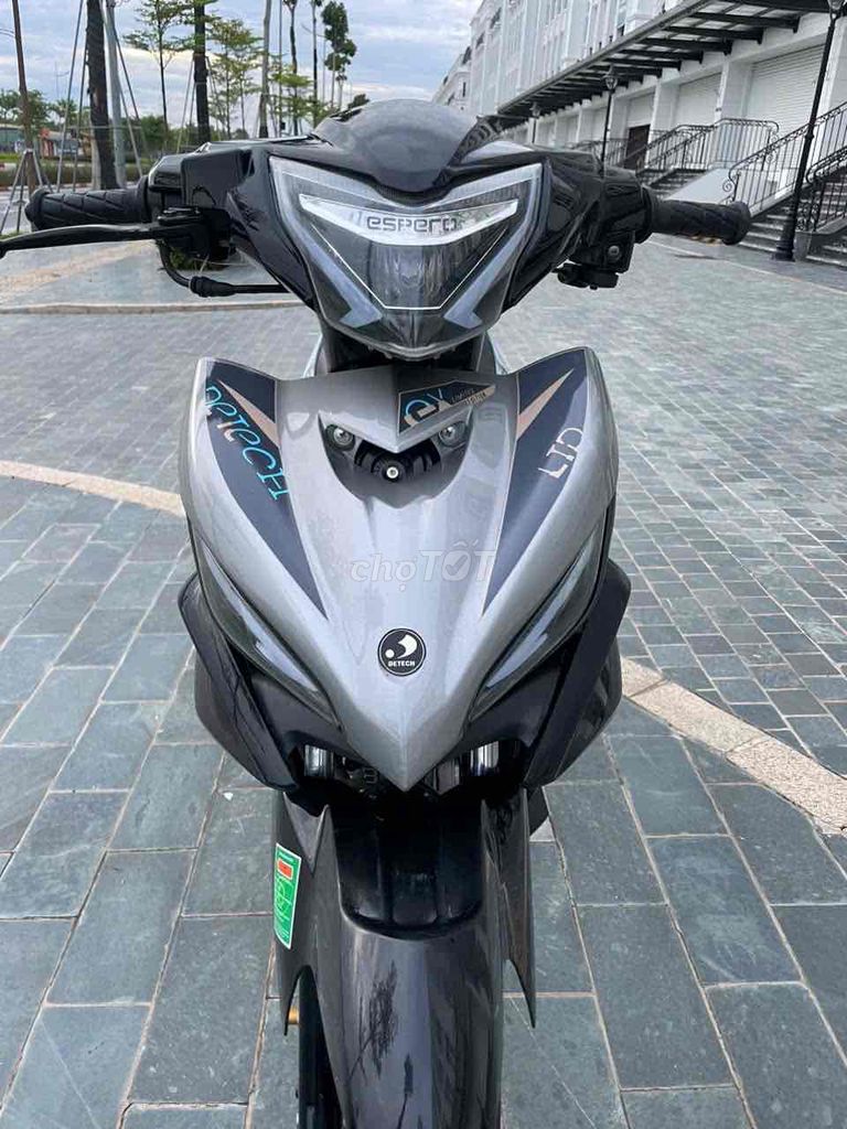 Thanh Lý Ex 50cc học sinh chính hãng Detech. Mua bán Xe máy tại Quận Bắc Từ Liêm Hà Nội được đăng bởi Hữu Nhuận hình 5