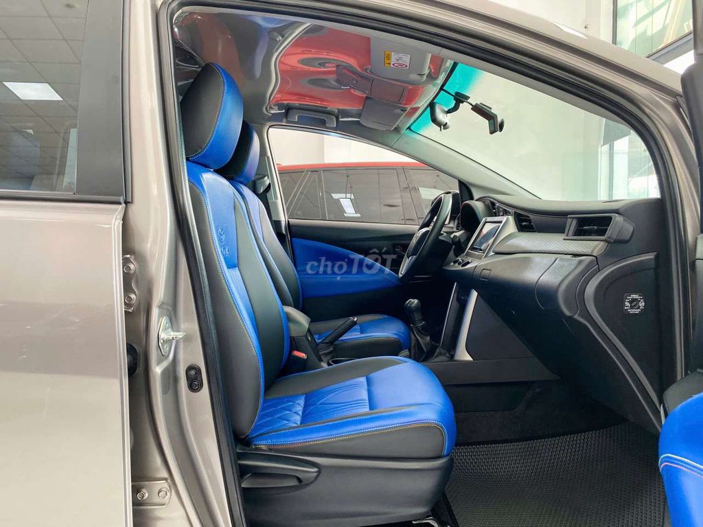 Toyota Innova số sàn 2020 model 2021- 48.000 km. Mua bán Ô tô tại Thành phố Thủ Đức Tp Hồ Chí Minh được đăng bởi Nghĩa Vinfast Miền Nam hình 8