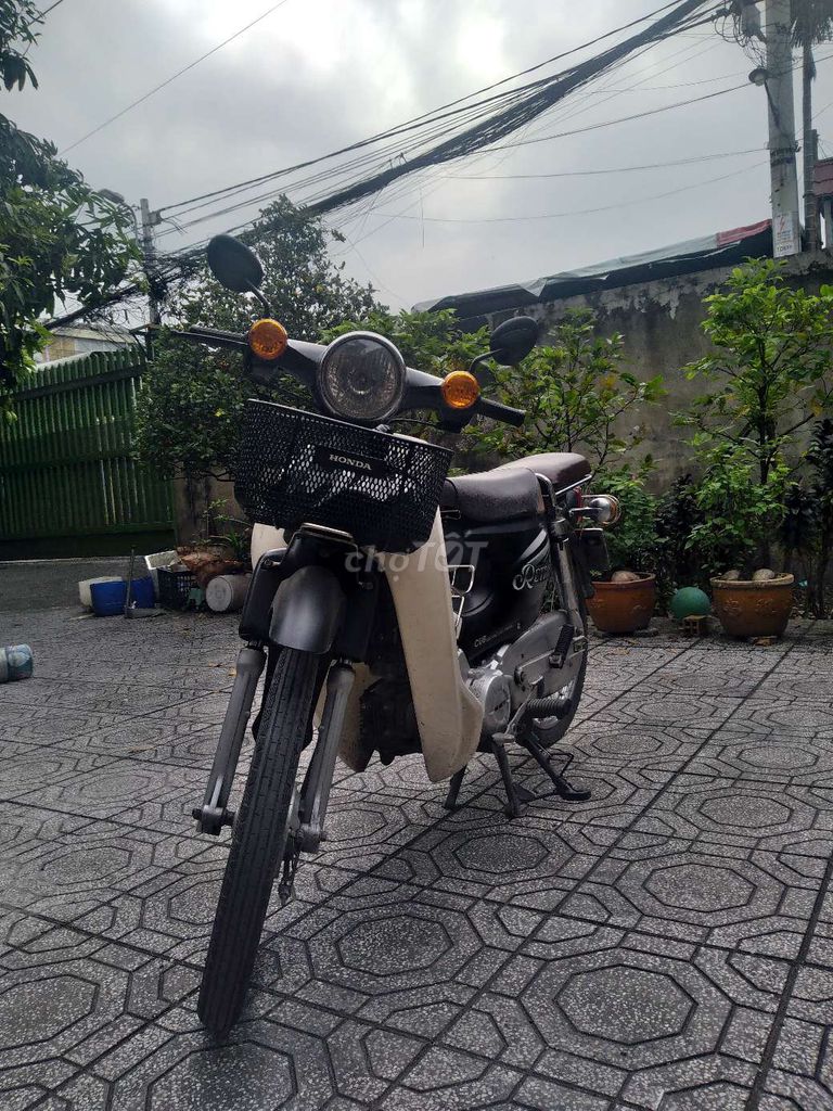 Honda Cub 50cc 2023 Đen Trắng. Mua bán Xe máy tại Thành phố Thủ Đức Tp Hồ Chí Minh được đăng bởi Mr Tuấn hình 3