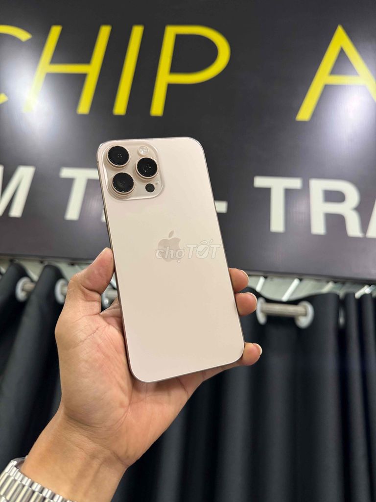 16 Pro Max 256GB Vàng 99% zin áp pin 92%. Mua bán Điện thoại tại Thành phố Biên Hòa Đồng Nai được đăng bởi Lộc Nguyễn hình 1