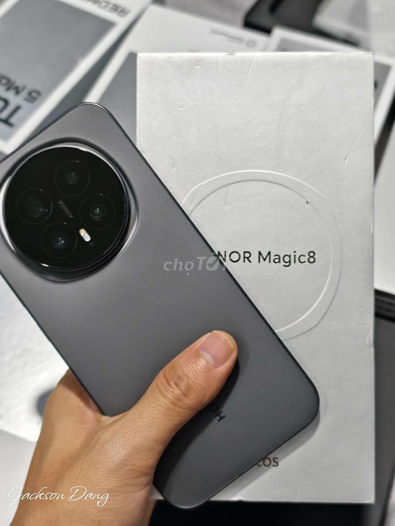 Magic 8 12/256 Đẹp Như Mới, Sạc 68 lần. Mua bán Điện thoại tại Quận 12 Tp Hồ Chí Minh được đăng bởi Jackson Dang hình 1