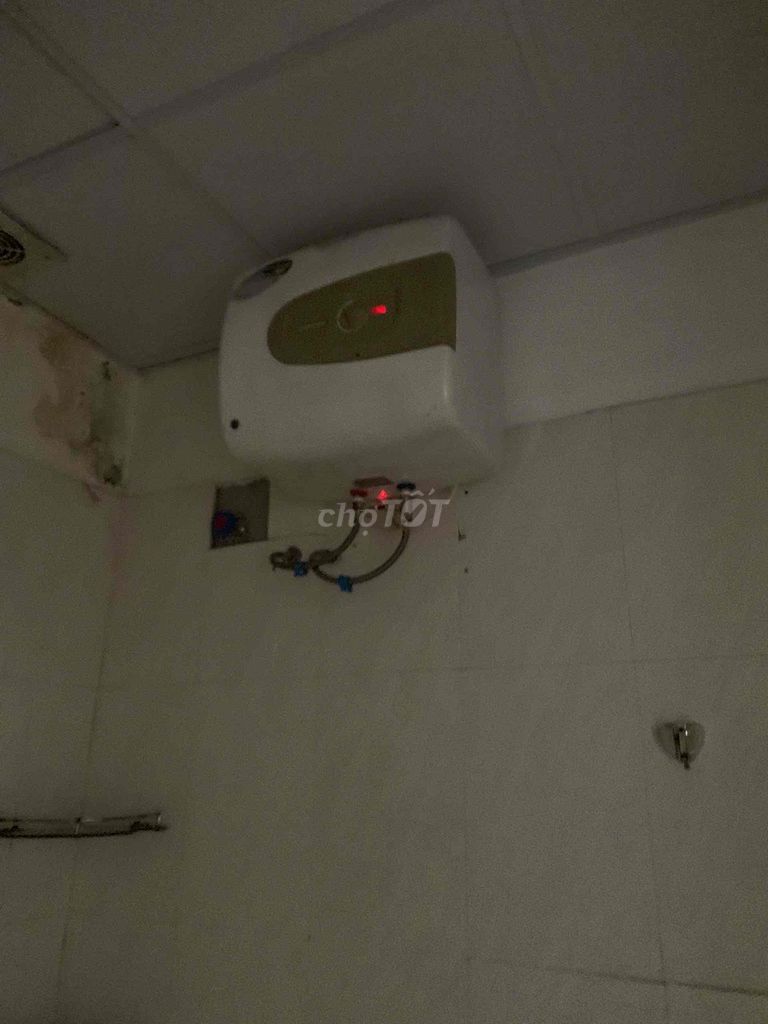 Tl Bình nóng lạnh 30L. Mua bán Thiết bị vệ sinh, nhà tắm tại Quận Thanh Xuân Hà Nội được đăng bởi Bông Bông hình 1