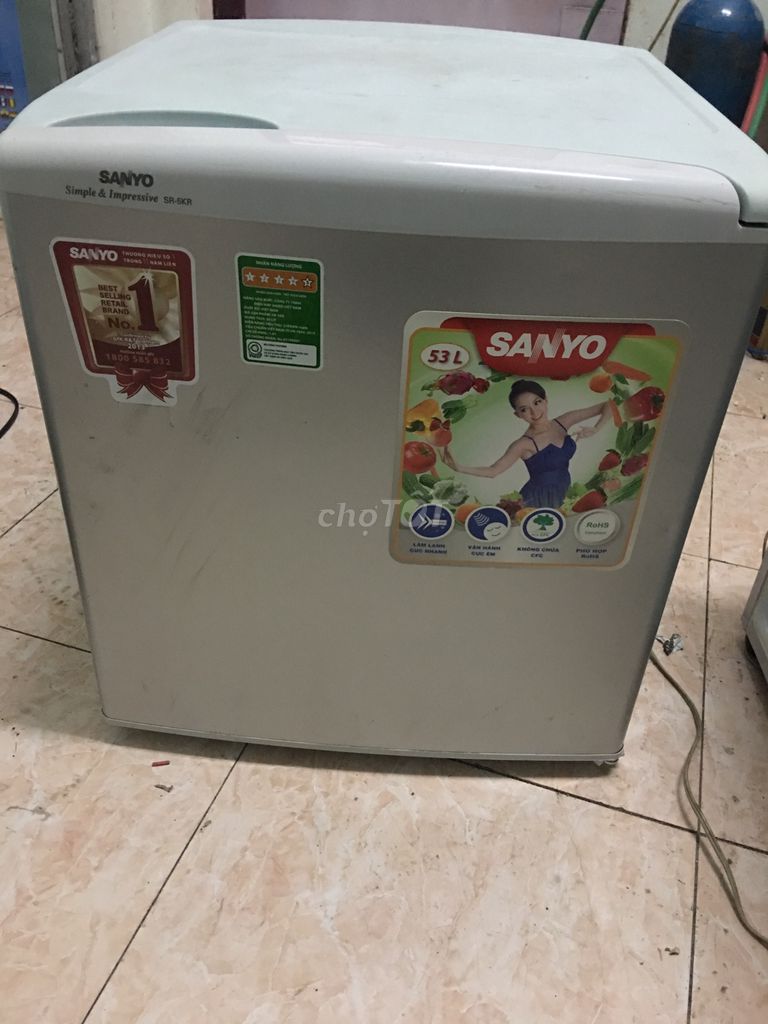 0909219692 - Tủ lạnh Sanyo mini 53l(giao miễn phí các quận)