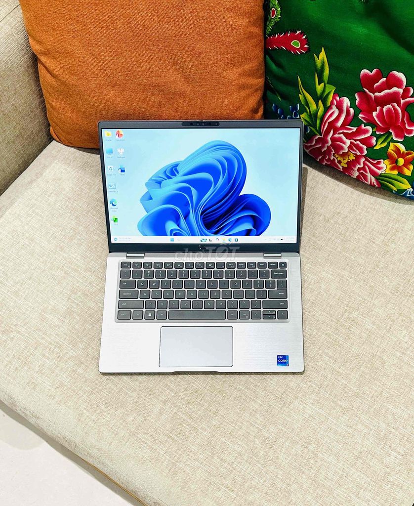 Dell Latitude 7430 i7 16GB/256GB 14 inch FHD IPS. Mua bán Laptop tại Quận Hồng Bàng Hải Phòng được đăng bởi Trần Mạnh Cường hình 1