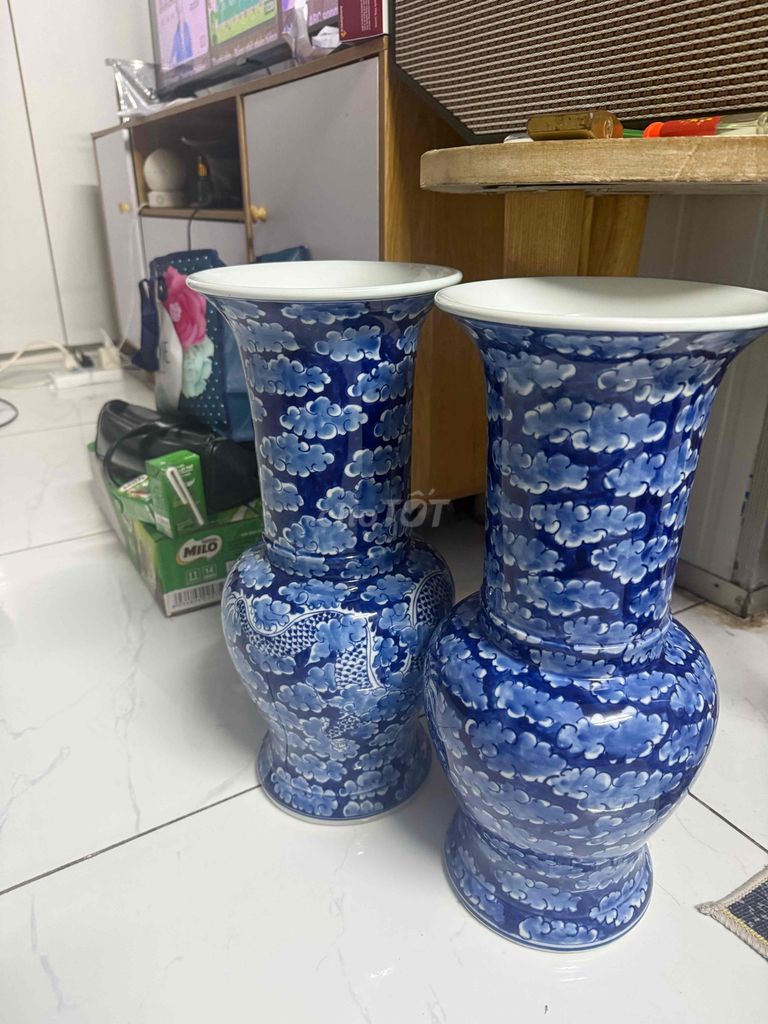 Bình trang trí Gốm sứ Xanh trắng Mây Rồng. Mua bán Cây cảnh, đồ trang trí tại Quận Nam Từ Liêm Hà Nội được đăng bởi Huy Nguyen hình 1