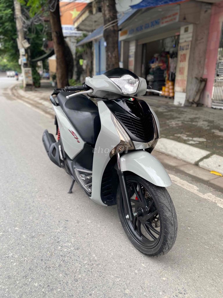 Хонда SH Viet 125 Серая Маки