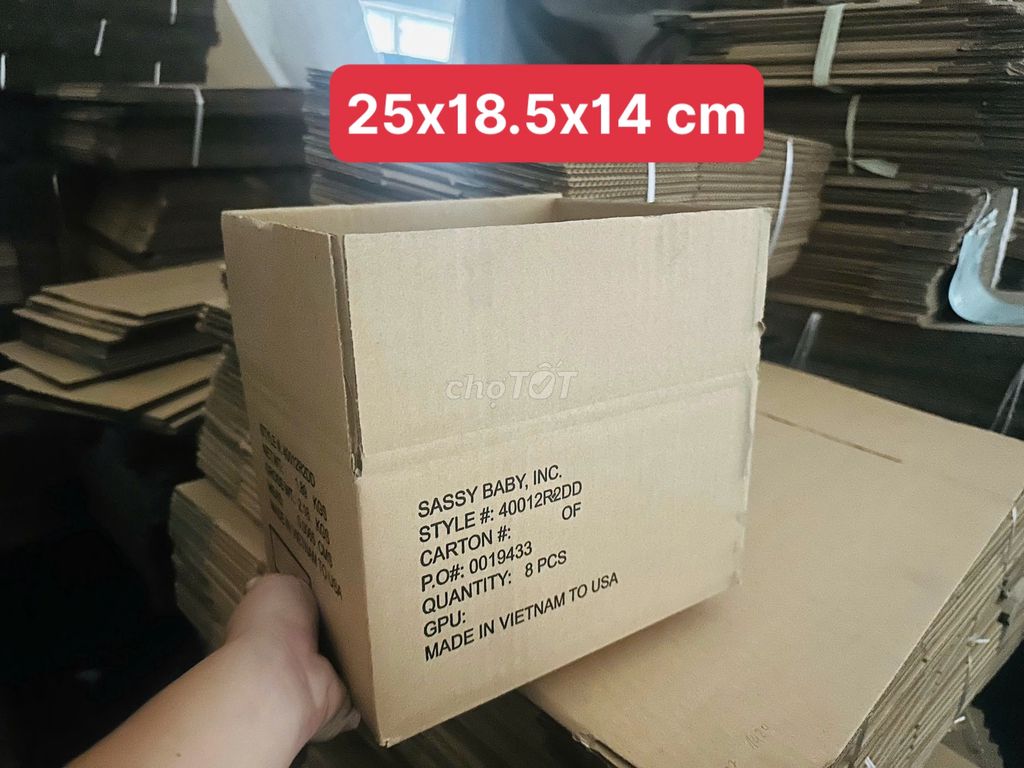 Thùng carton 3 lớp 1360 cái thùng (25x18.5x14 cm). Mua bán Đồ dùng văn phòng tại Huyện Đức Hòa Long An được đăng bởi Trương Trường Thịnh hình 1