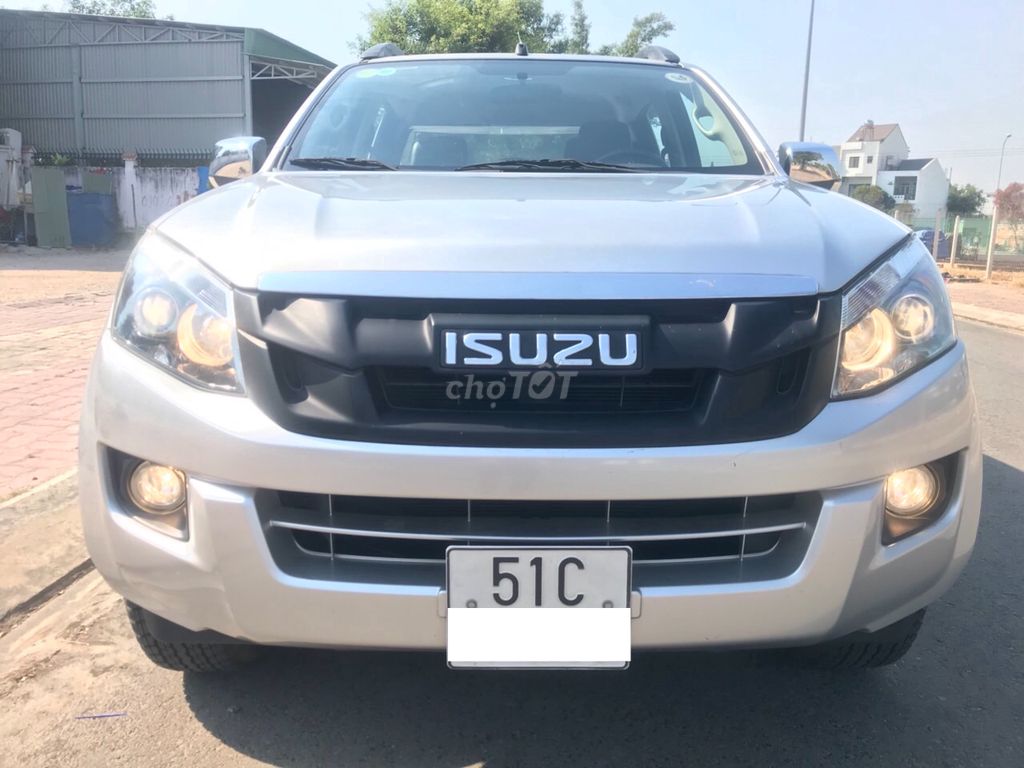 Giá xe Isuzu Dmax 2017 đã sử dụng giá 470 triệu. Trao đổi: 0909164555