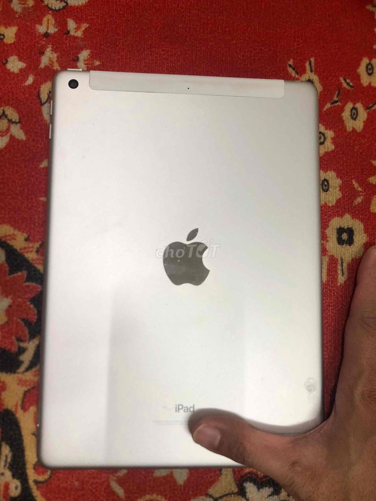 Apple iPad Gen 5 32GB Bạc 4G. Mua bán Máy tính bảng tại Quận Đống Đa Hà Nội được đăng bởi Shop điện thoại cũ ISV hình 1