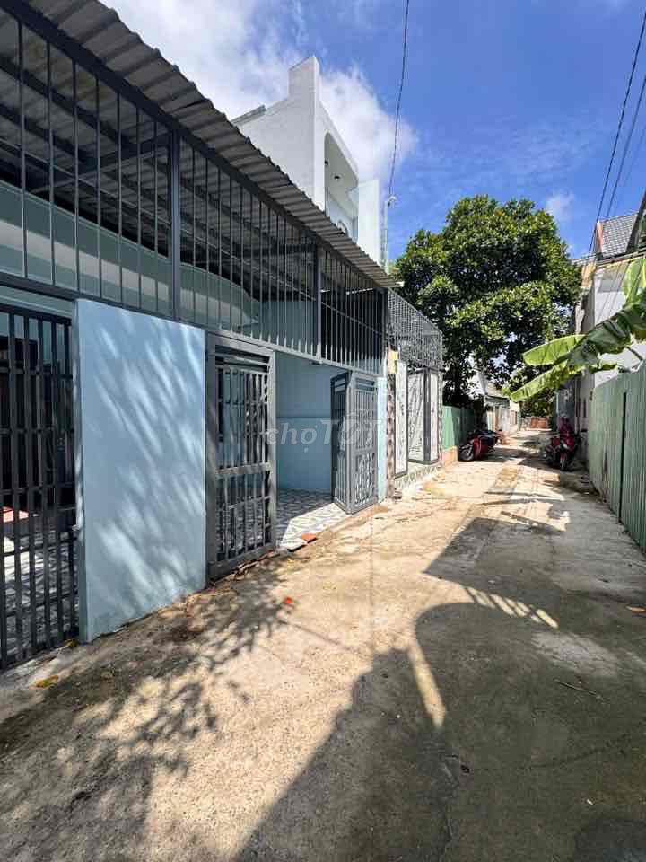 BÁN NHÀ 6,1m * 18m Sổ Hồng Riêng Gần Chợ Thới Tứ