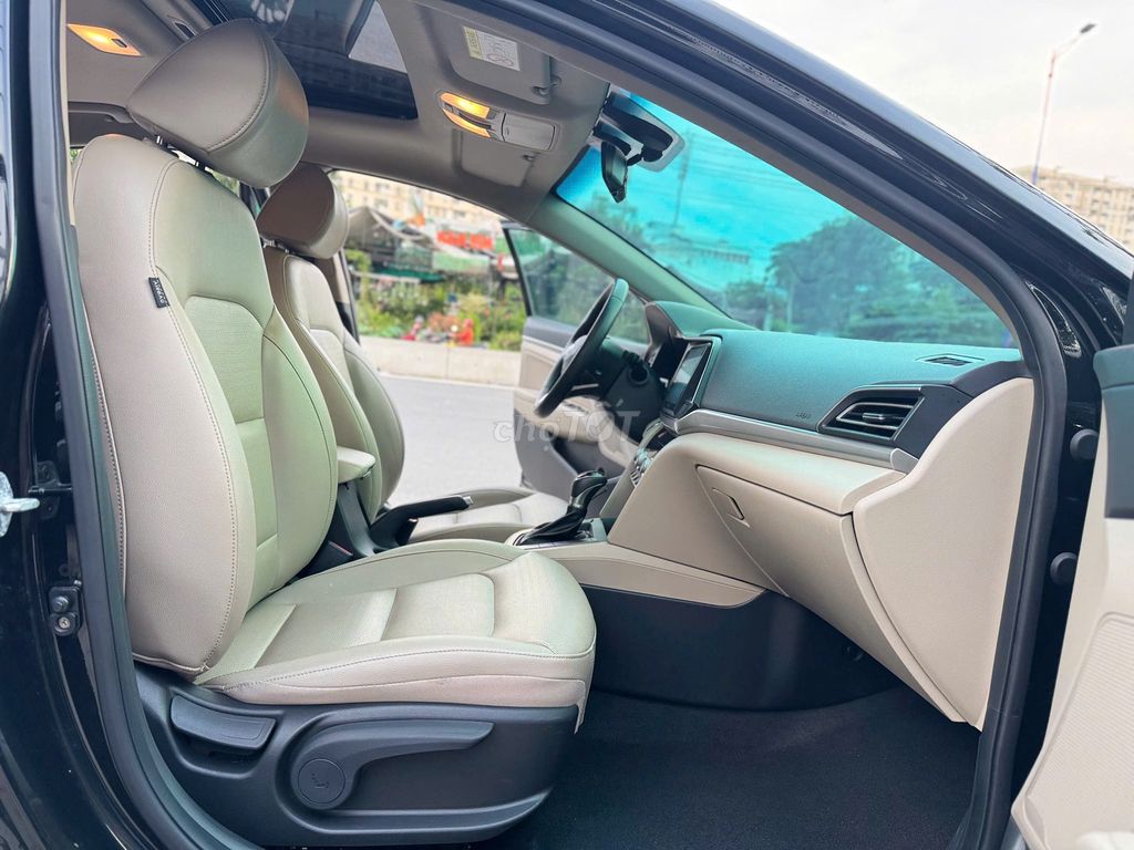 Hyundai Elantra 2022 2.0 AT - 19000 km. Mua bán Ô tô tại Quận 10 Tp Hồ Chí Minh được đăng bởi ĐỨC XE LƯỚT hình 10