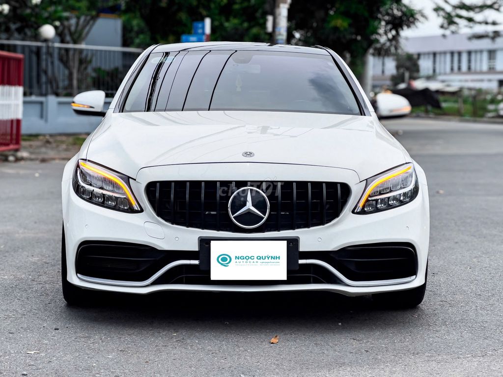 Mercedes Benz C180 2020 - Xe Zin Đẹp