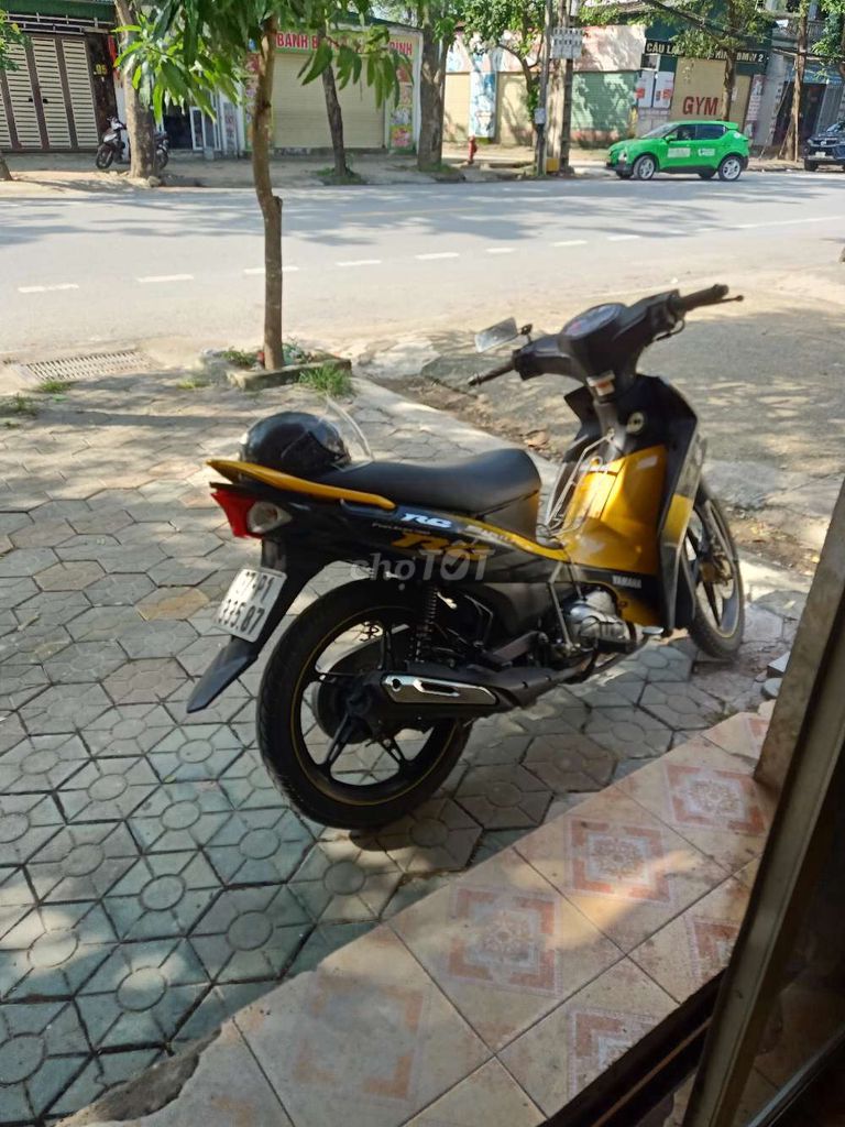 Yamaha Sirius FI Vàng đen Đã sử dụng. Mua bán Xe máy tại Thành phố Vinh Nghệ An được đăng bởi Tuan Phuong hình 2