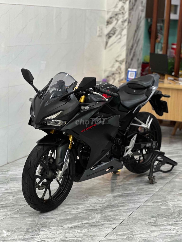 Honda CBR150R Nhập / Trả Trước 8.500.000. Mua bán Xe máy tại Quận Thanh Khê Đà Nẵng được đăng bởi Xe Máy Đức Vũ 658 Trần Cao Vân hình 2