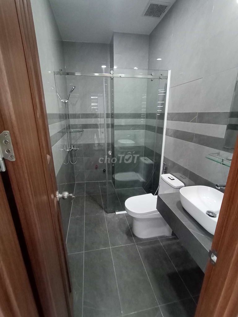 Ngay ngã 4 Bà Hom - Căn Hộ cao cấp - 70m2-2PN