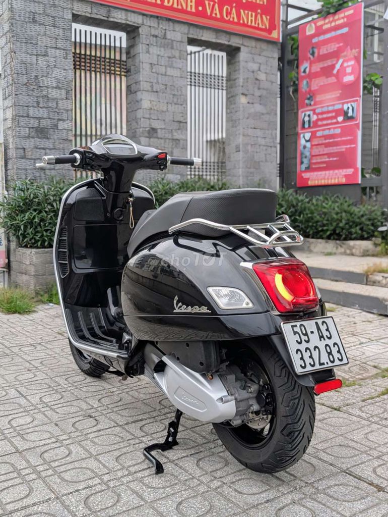 GTS SuperTech 300 HPE Màu Đen 2022. Mua bán Xe máy tại Quận 5 Tp Hồ Chí Minh được đăng bởi Vestan hình 2