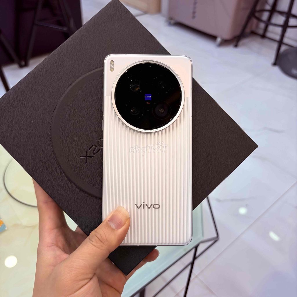 Vivo X200 Ultra 5G 512Gb Fullbox - Bán Trả Góp. Mua bán Điện thoại tại Thành phố Tây Ninh Tây Ninh được đăng bởi Trần Bảo Store Mobile Tây Ninh hình 1