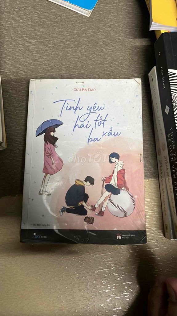 Truyện Tình Yêu Hai Tốt Ba Xấu. Mua bán Sách tại Quận Bình Tân Tp Hồ Chí Minh được đăng bởi Hiền Nhi hình 1