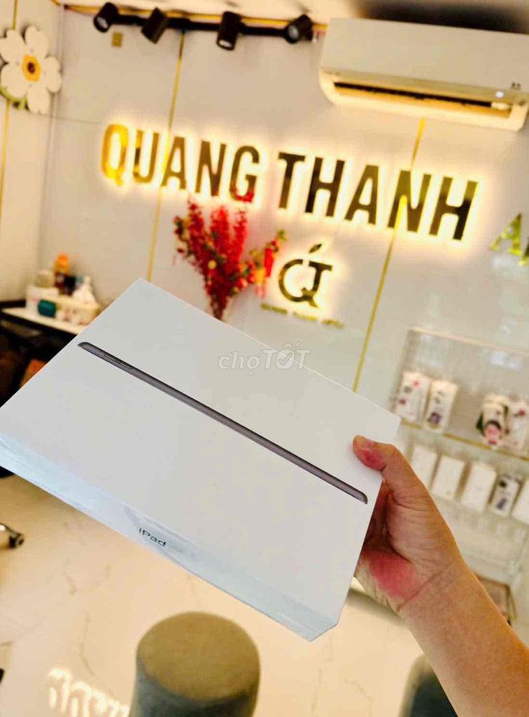 Apple iPad Gen 9 Wi-Fi 5G 64GB 2022. Mua bán Máy tính bảng tại Quận Ninh Kiều Cần Thơ được đăng bởi Quang Thanh Apple Store hình 1
